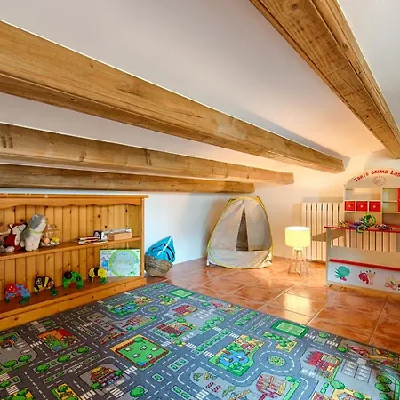 Cruanyes Apartment Sales de Llierca